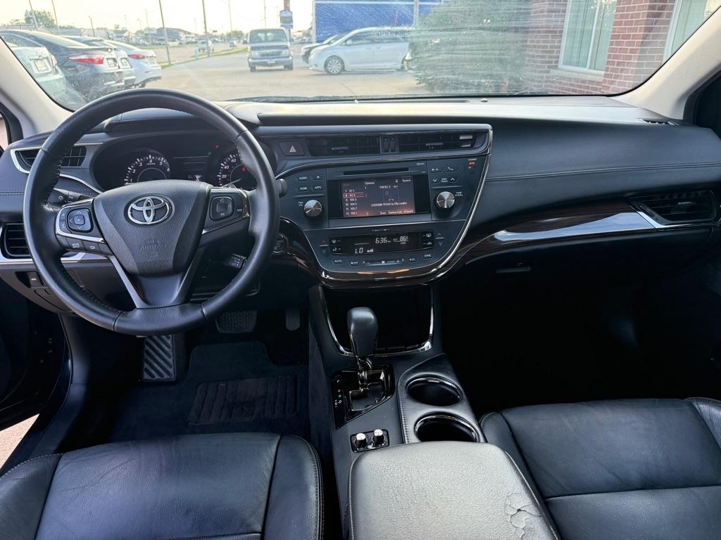 Toyota Avalon XLE 2015