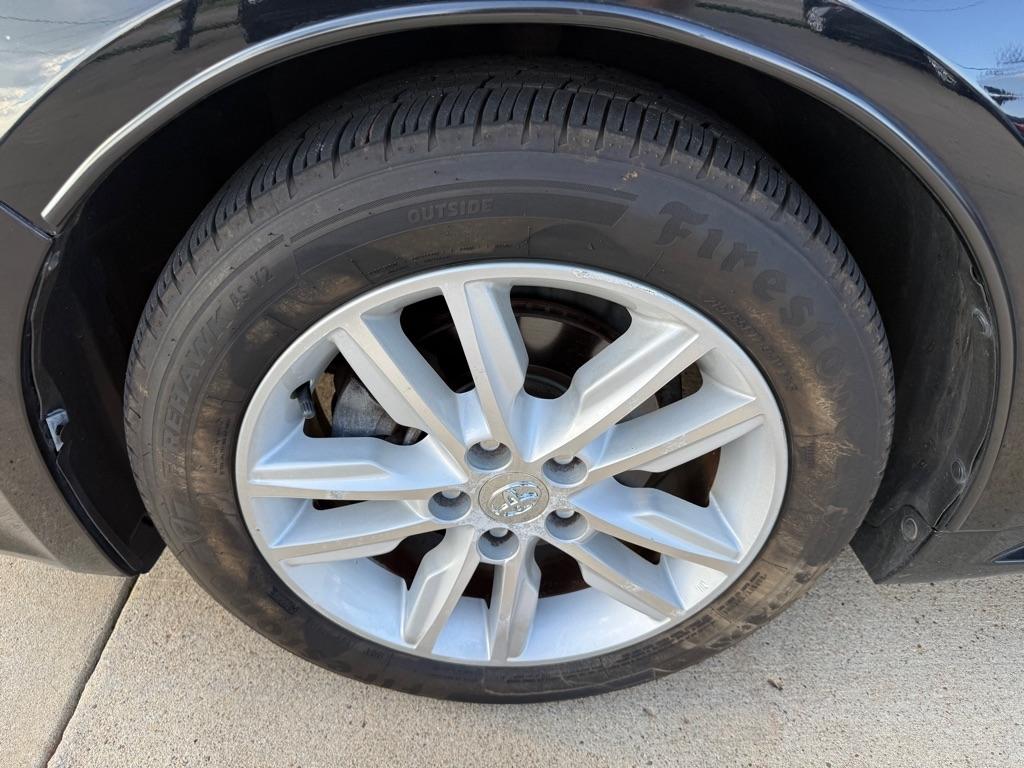 Toyota Avalon XLE 2015
