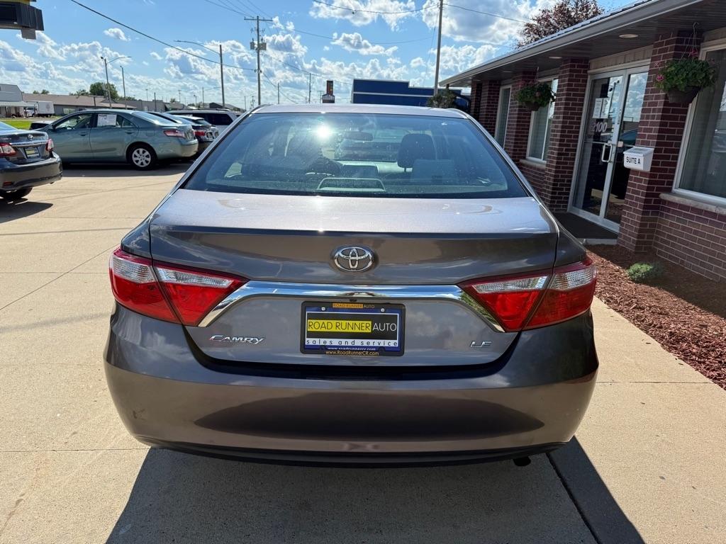 Toyota Camry LE 2017
