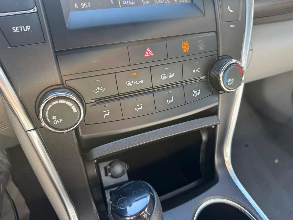 Toyota Camry LE 2017