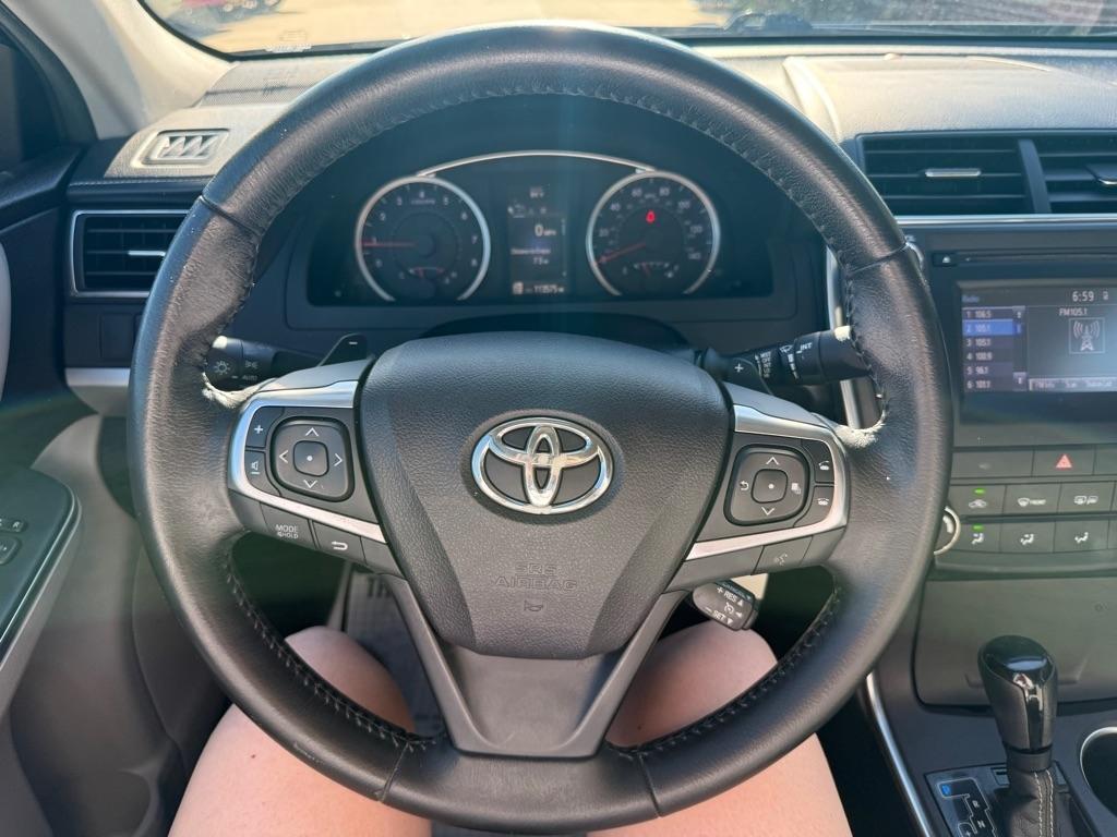 Toyota Camry SE 2016