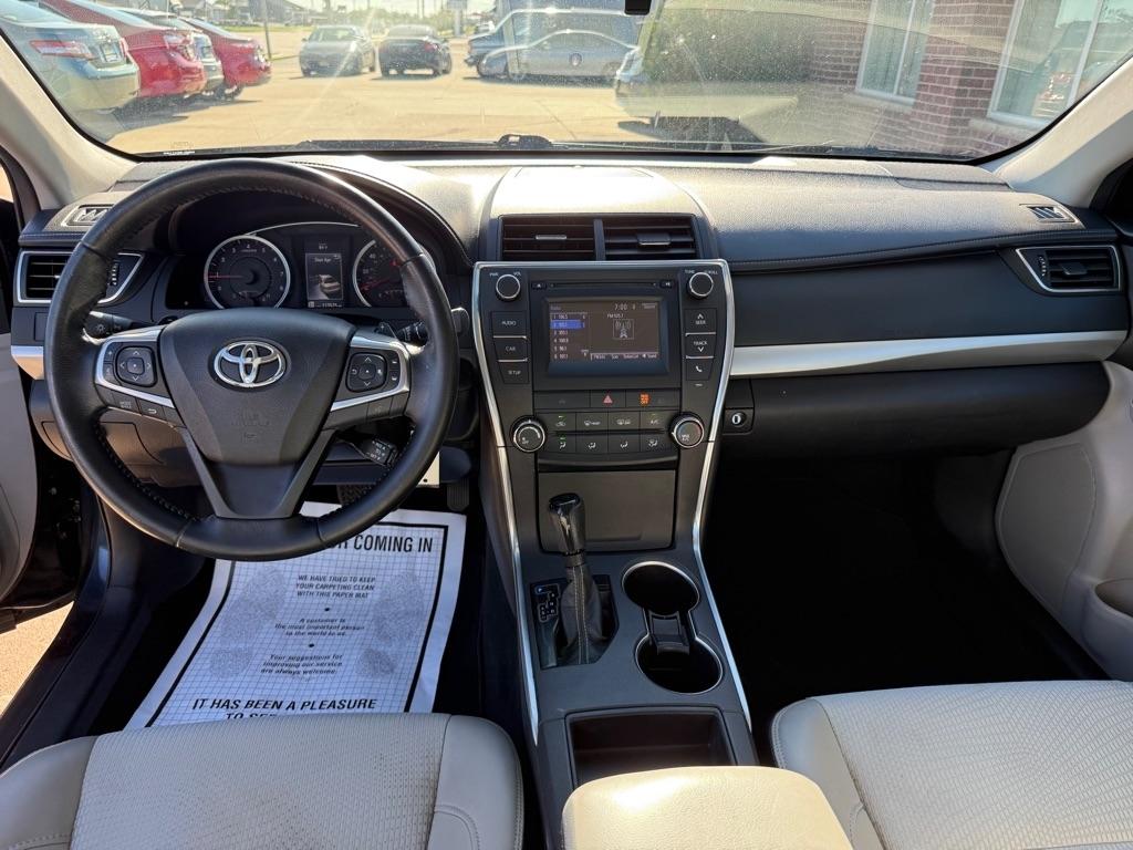 Toyota Camry SE 2016