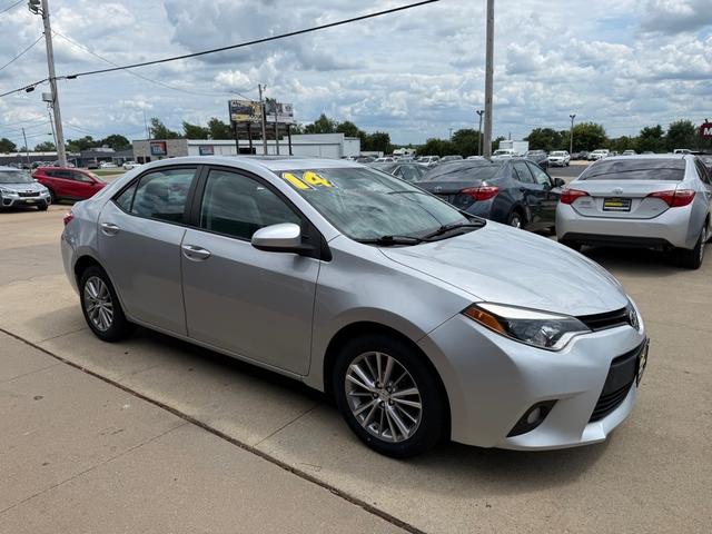 Silver 2014 Toyota Corolla Sedan Front-Wheel Drive Automatic