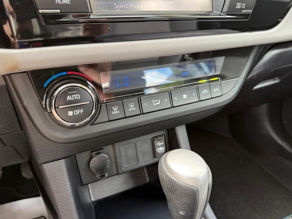 Toyota Corolla LE Plus CVT 2014