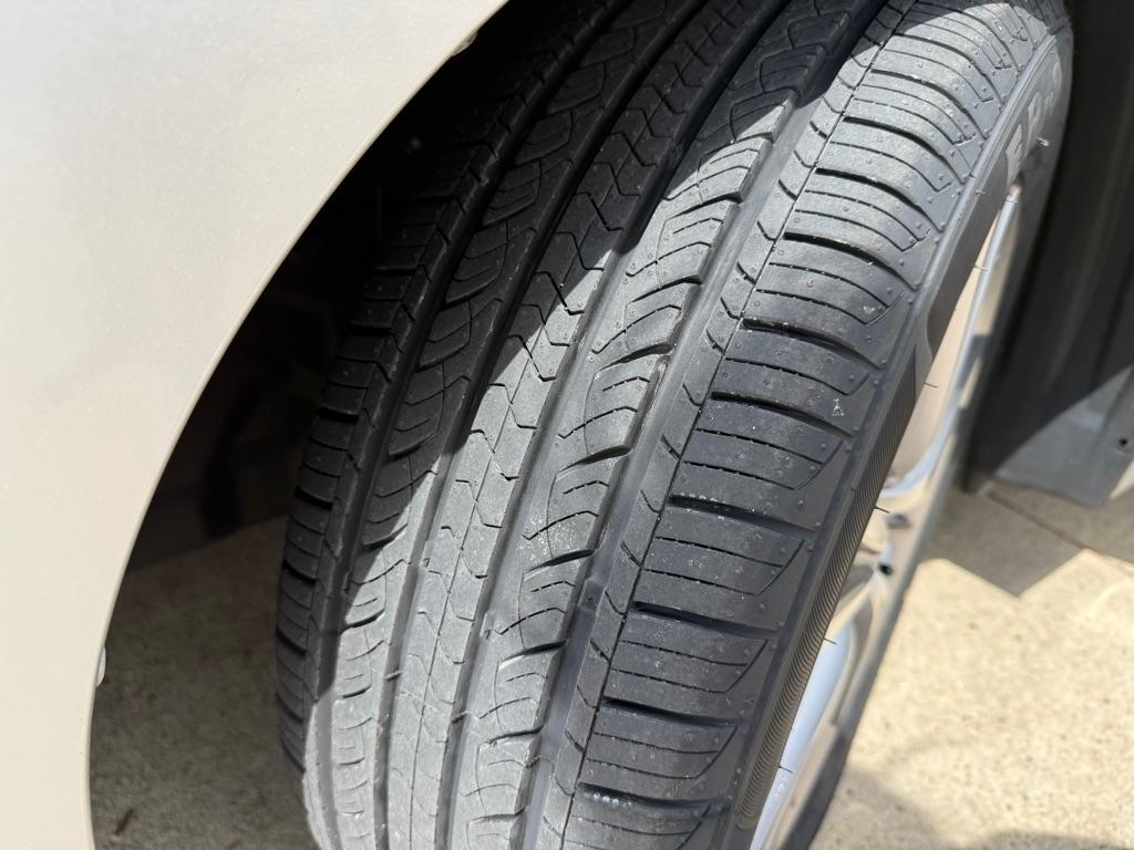 Toyota Corolla LE Plus CVT 2014