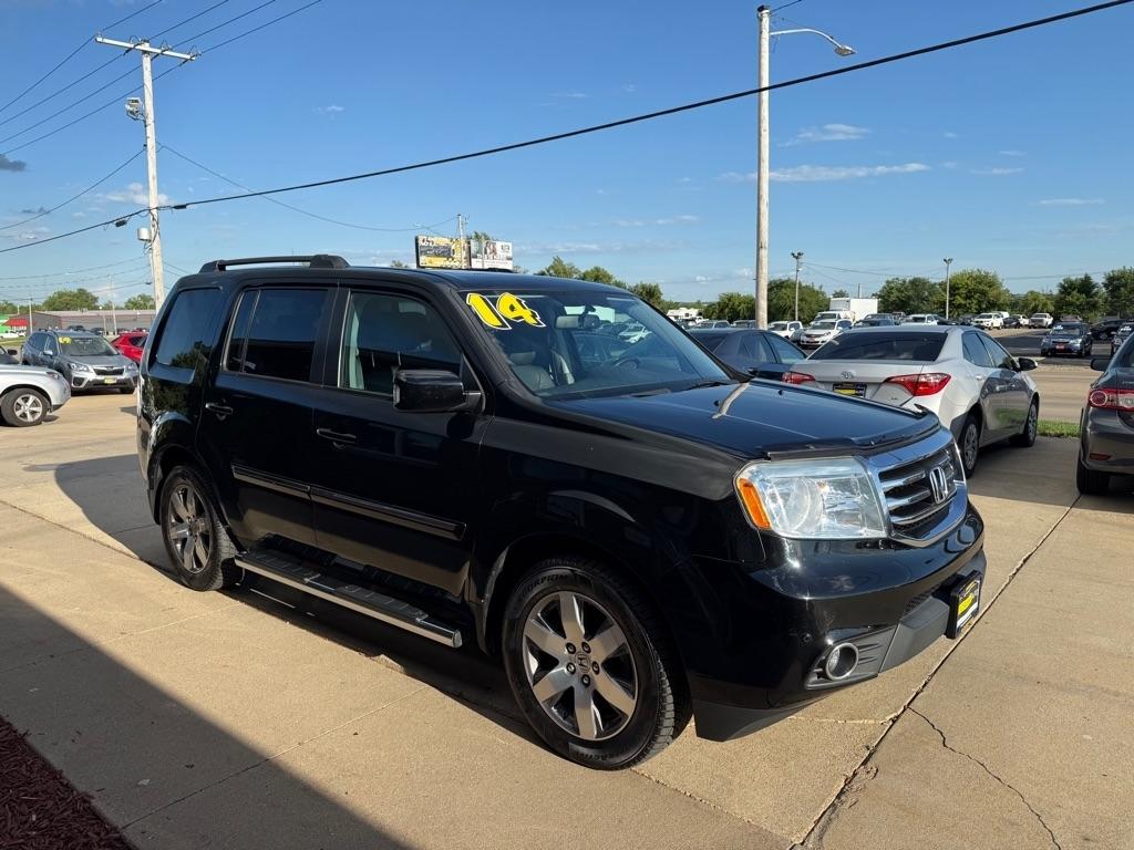2014 Honda Pilot Touring 4WD 5-Spd AT with DVD
