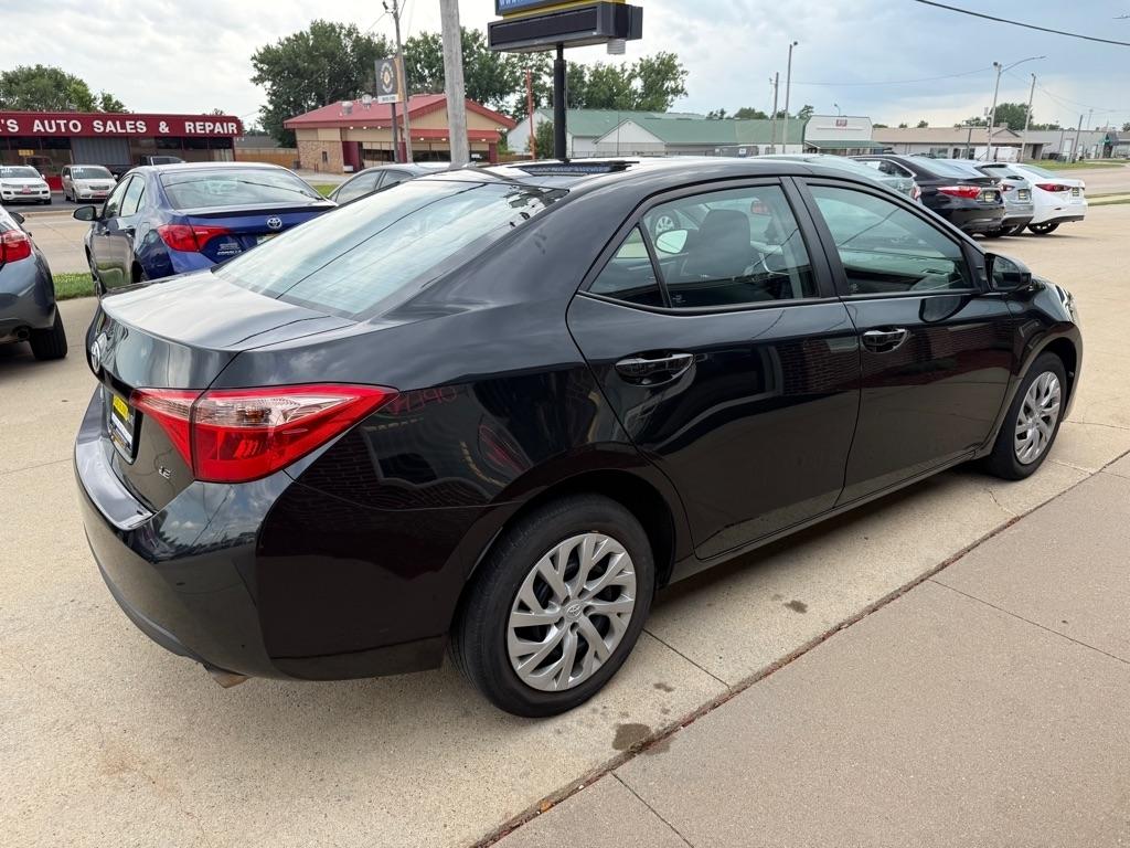 Toyota Corolla LE CVT 2017