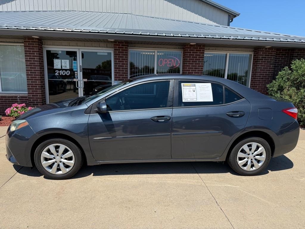 Toyota Corolla LE CVT 2015