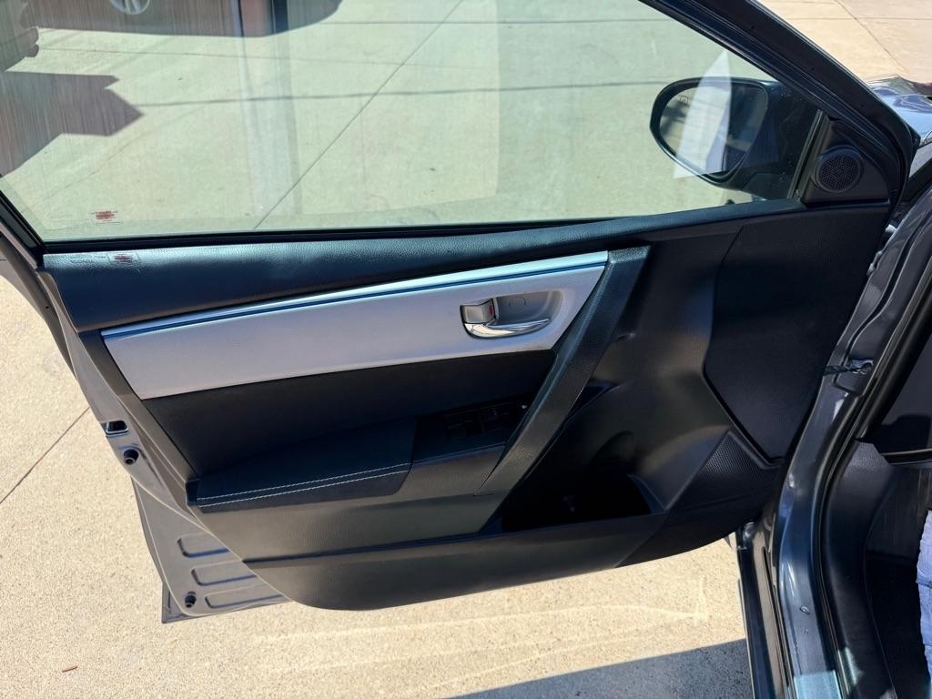 Toyota Corolla LE CVT 2015