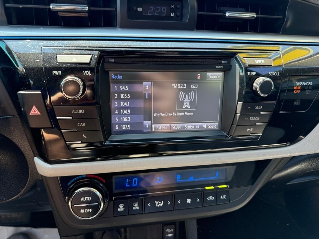 Toyota Corolla LE CVT 2015