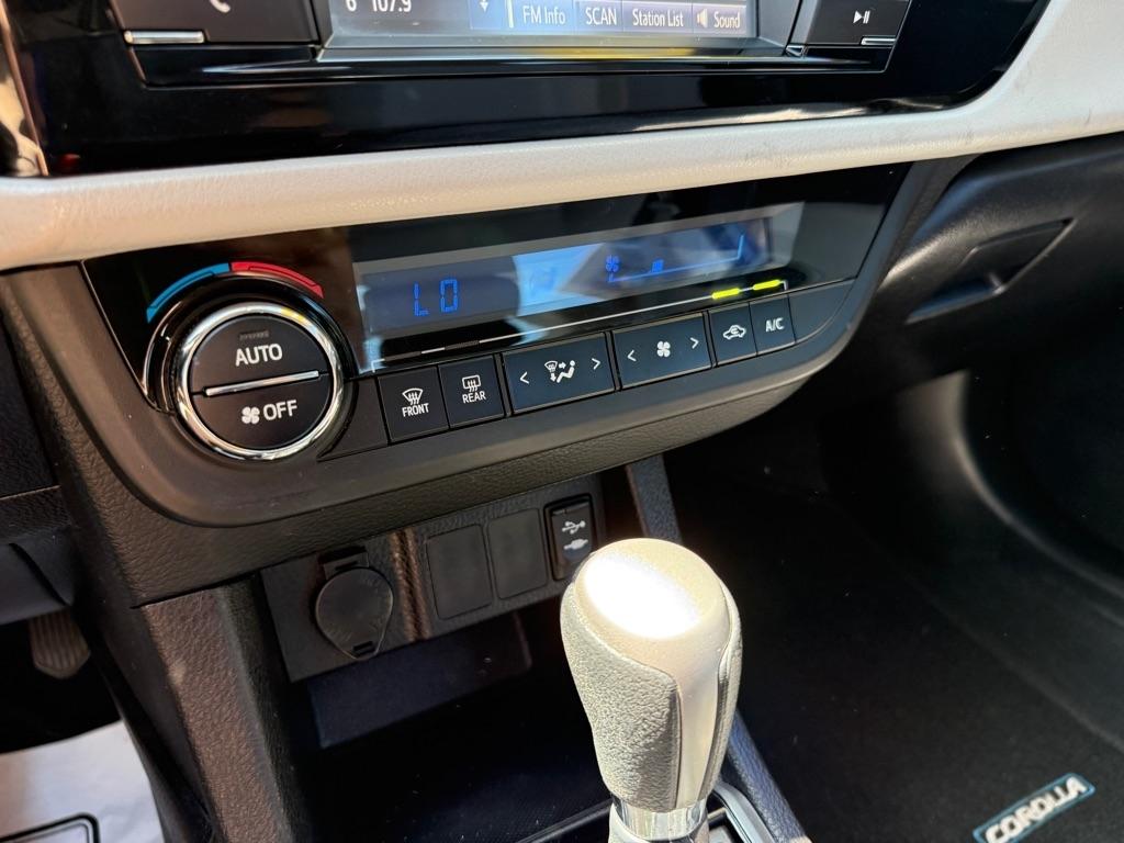 Toyota Corolla LE CVT 2015