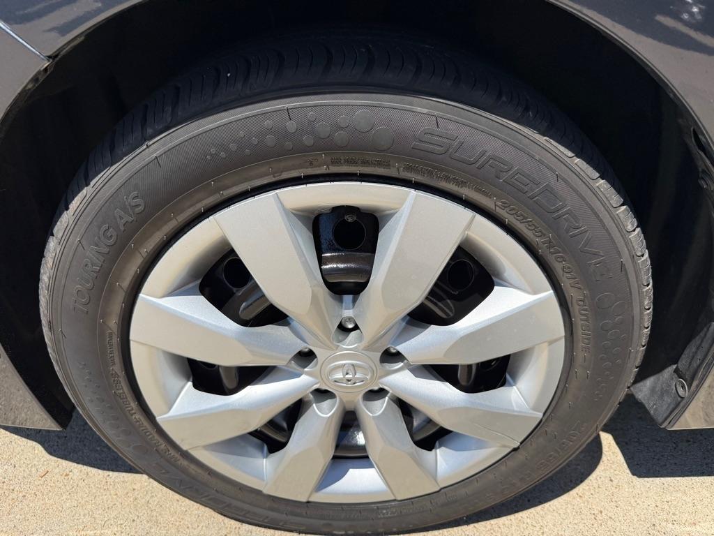 Toyota Corolla LE CVT 2015