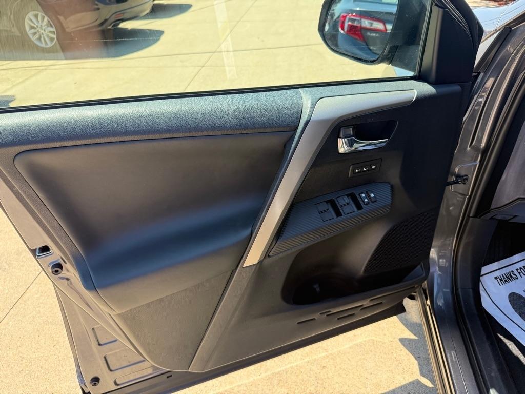 Toyota RAV4 Limited AWD 2014