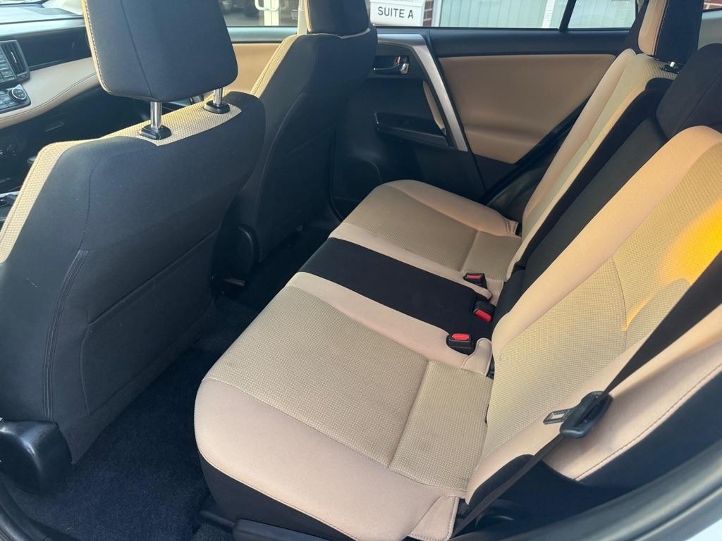 Toyota RAV4 XLE AWD 2017