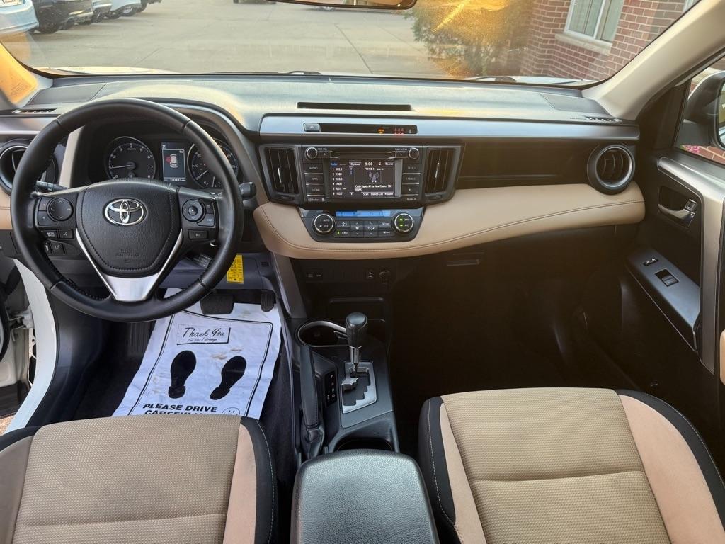 Toyota RAV4 XLE AWD 2017