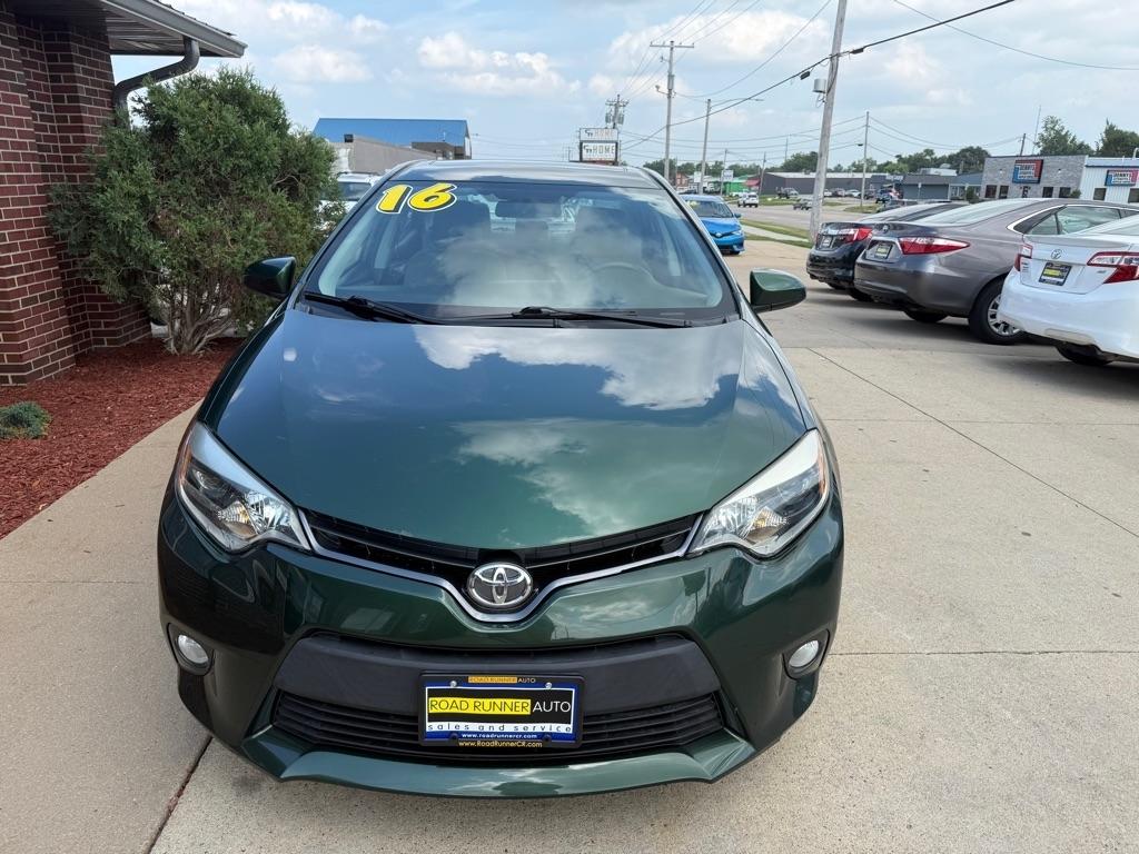 Toyota Corolla LE Plus CVT 2016