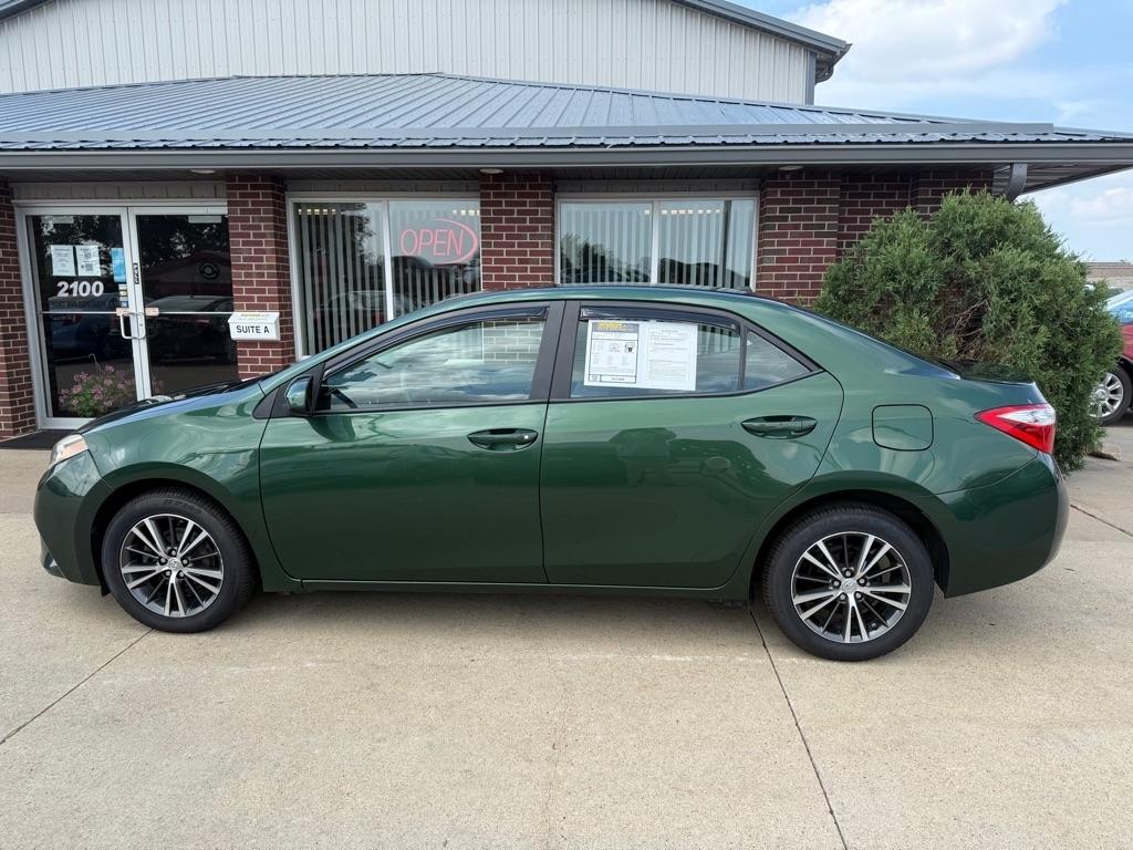 Toyota Corolla LE Plus CVT 2016