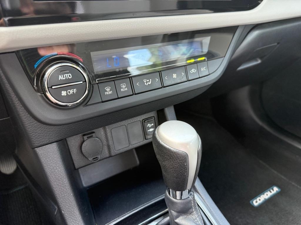 Toyota Corolla LE Plus CVT 2016