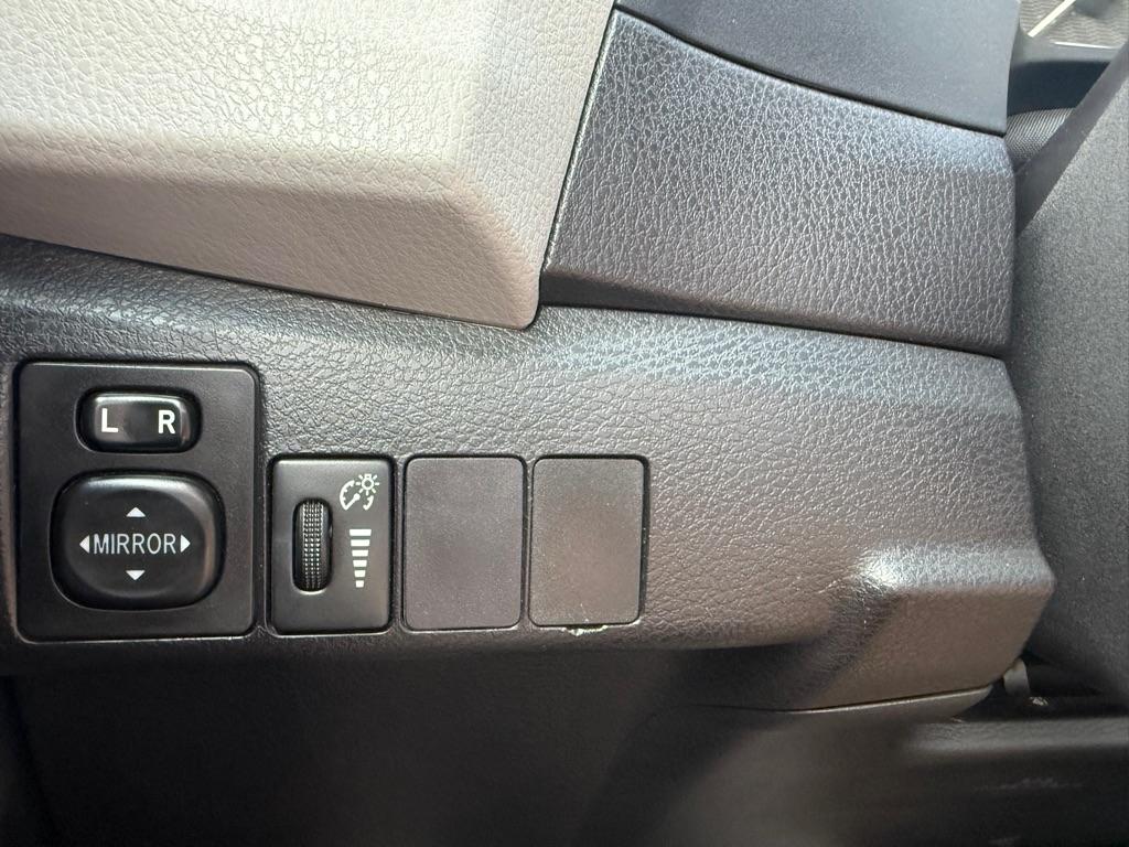 Toyota Corolla LE Plus CVT 2016