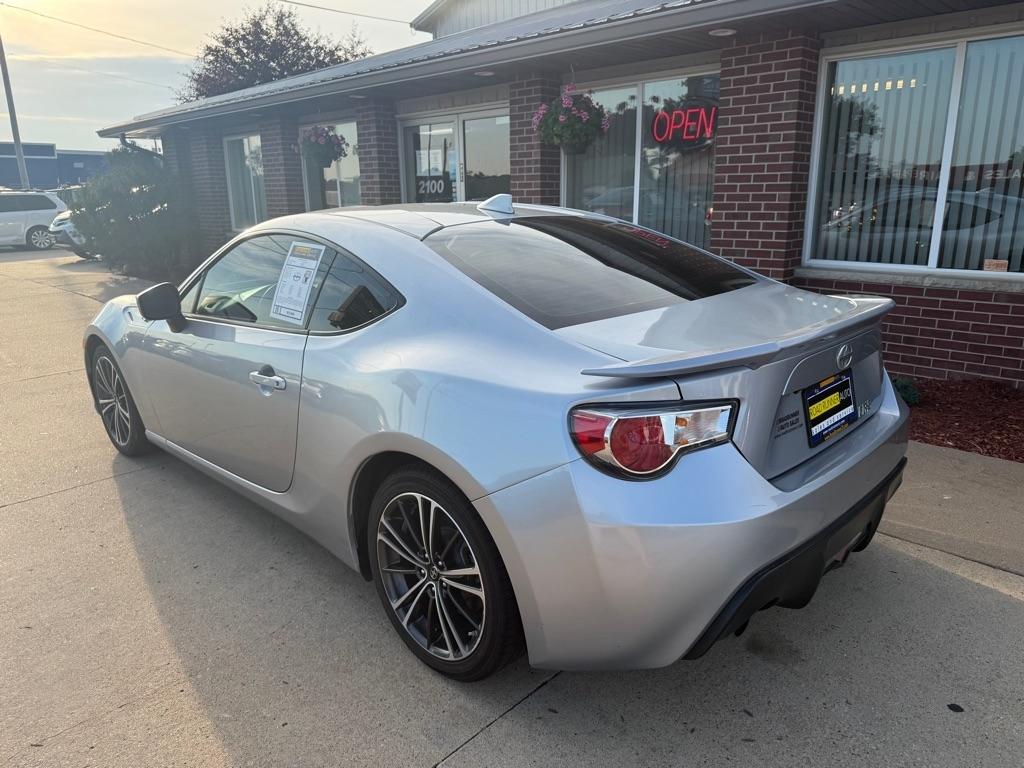 Scion FR-S 6MT 2016