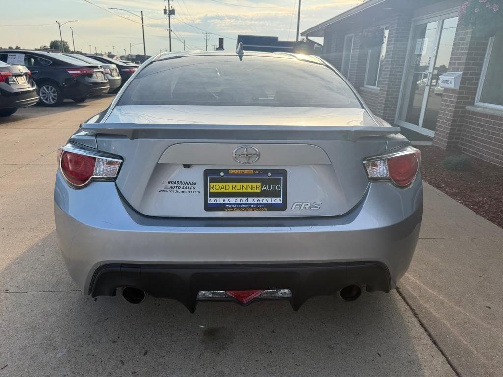 Scion FR-S 6MT 2016