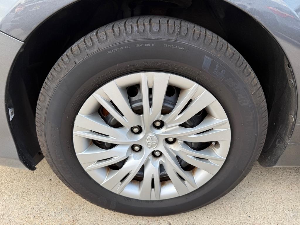 Toyota Camry LE 2012