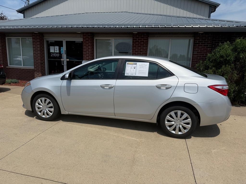 Toyota Corolla LE CVT 2015