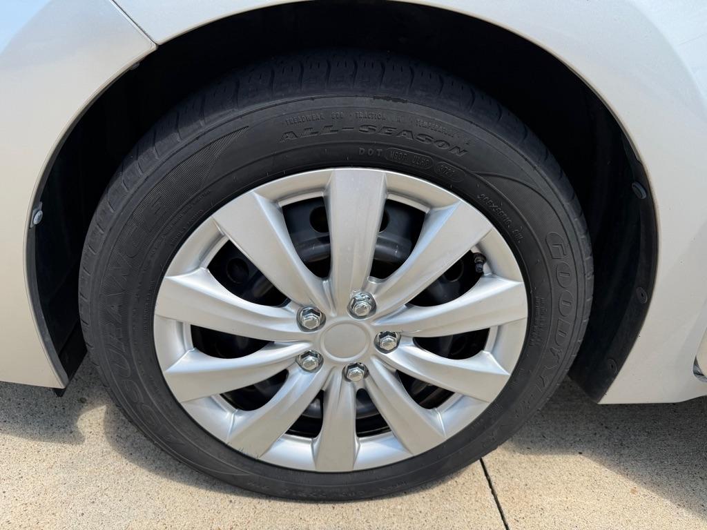 Toyota Corolla LE CVT 2015
