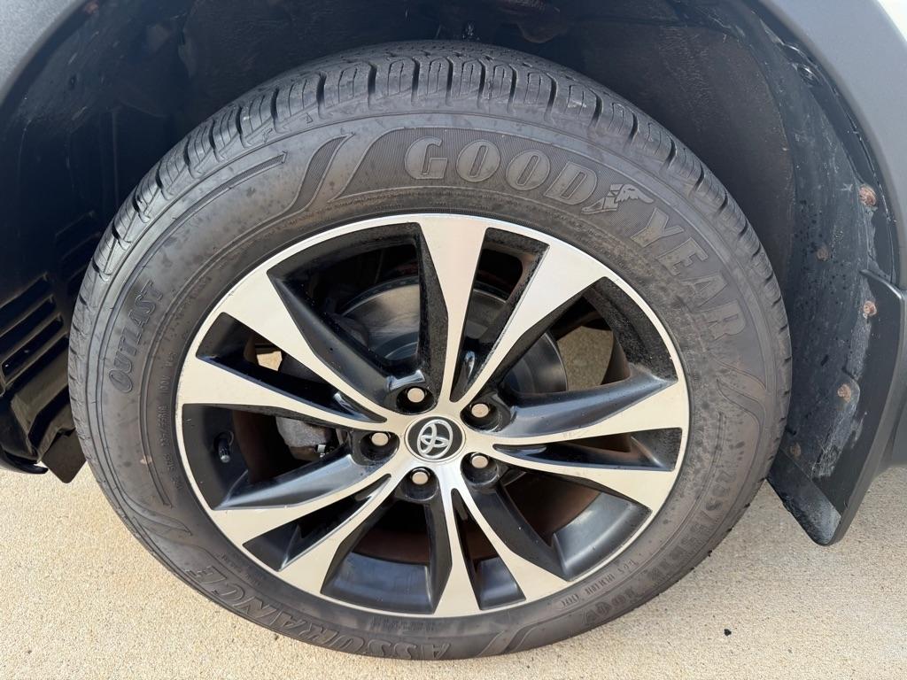 Toyota RAV4 Limited AWD 2015