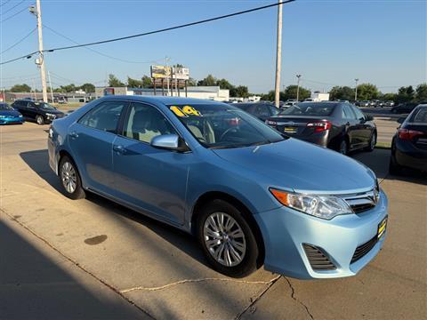 2014 Toyota Camry LE