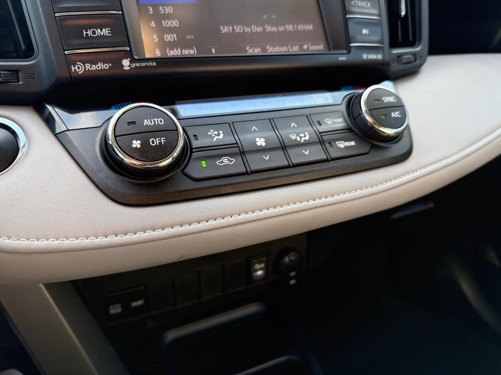 Toyota RAV4 XLE AWD 2017