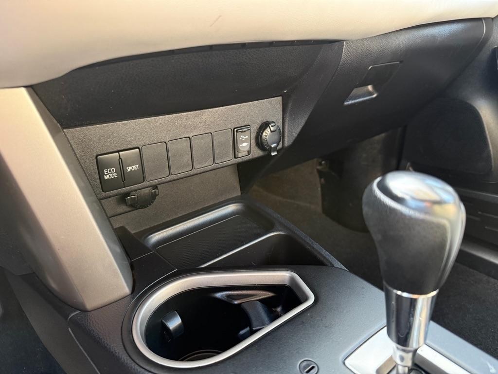 Toyota RAV4 XLE AWD 2017