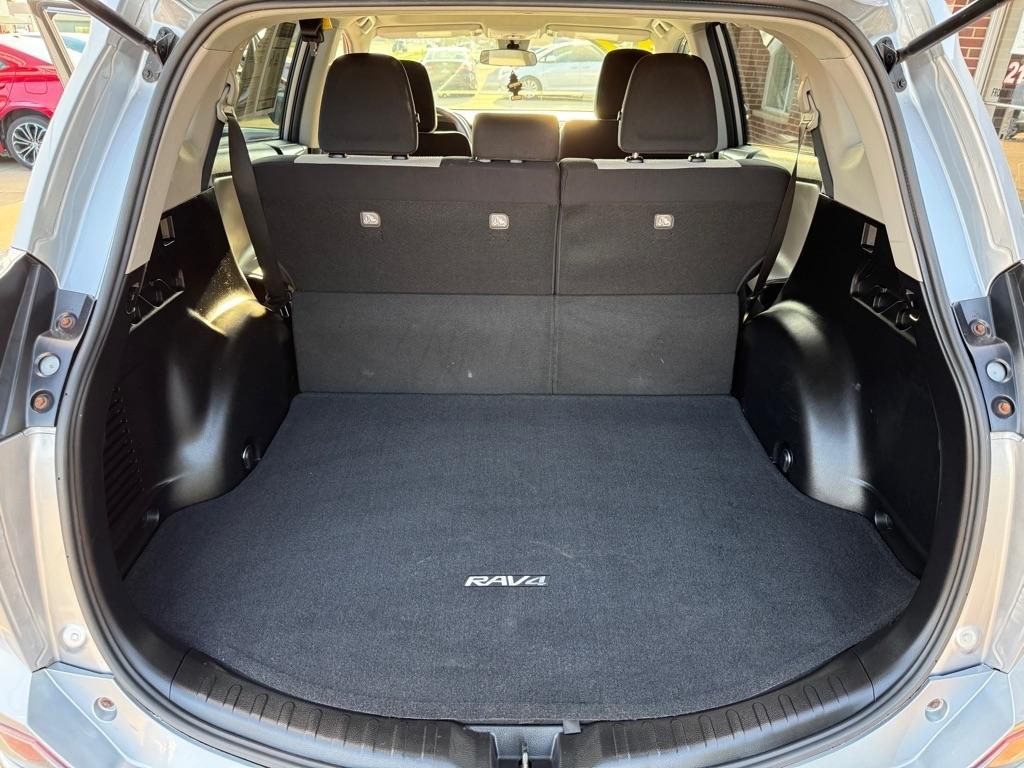 Toyota RAV4 XLE AWD 2017