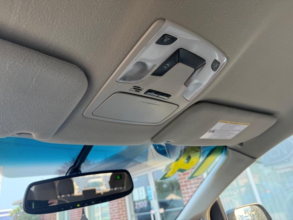 Toyota Sienna LE AWD 7-Passenger V6 2014