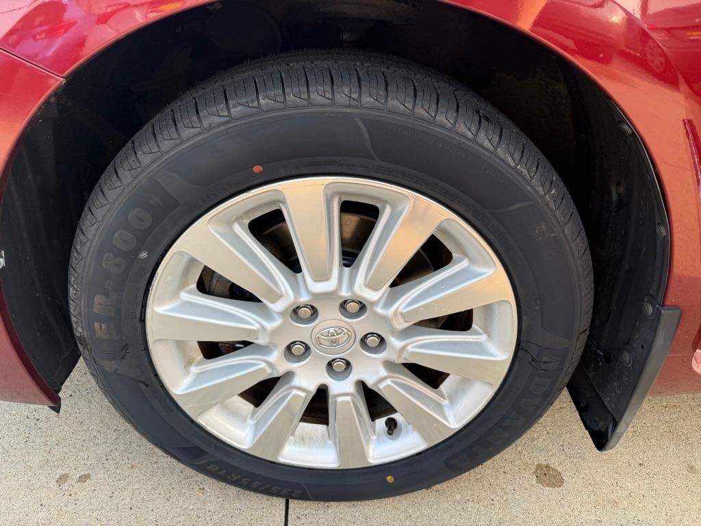 Toyota Sienna LE AWD 7-Passenger V6 2014