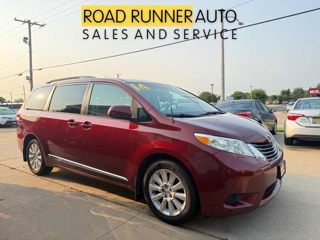 2014 Toyota Sienna LE 7-Passenger AWD