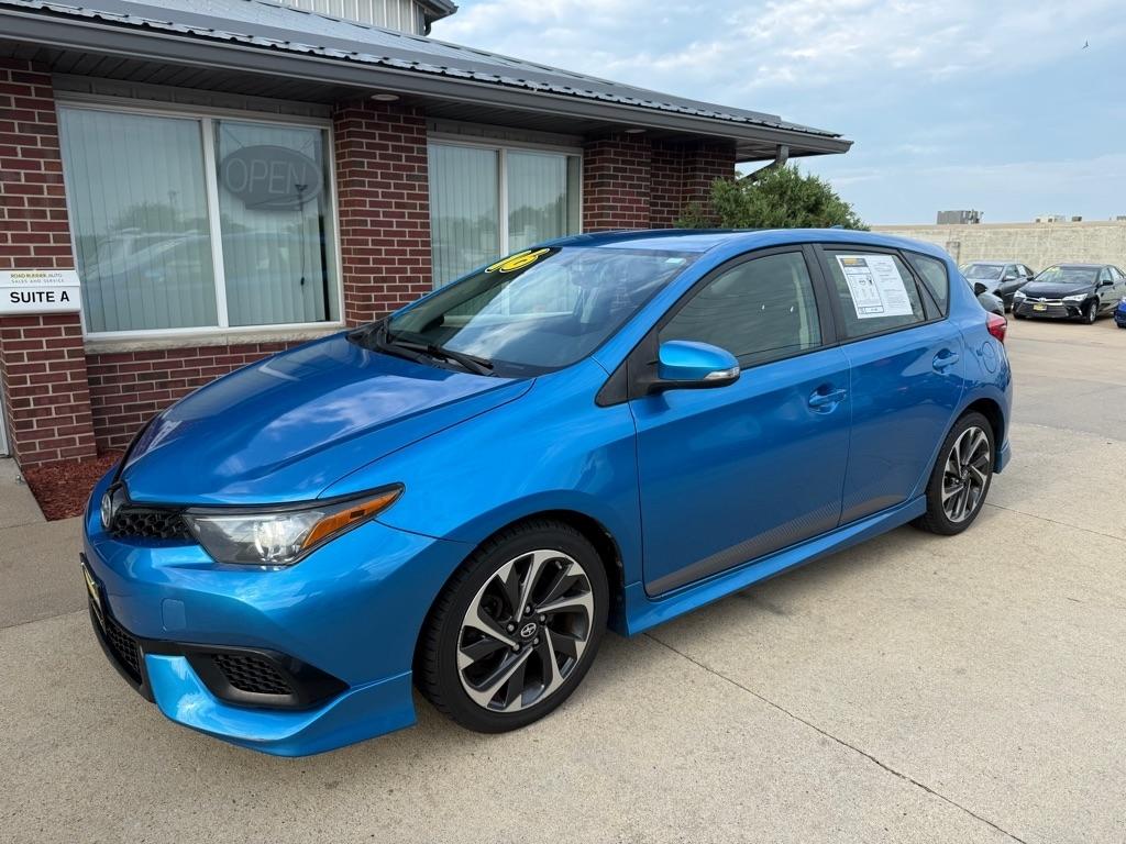 Scion iM 5dr HB CVT (Natl) 2016