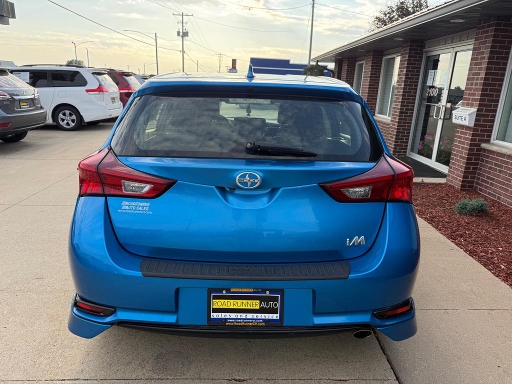 Scion iM 5dr HB CVT (Natl) 2016