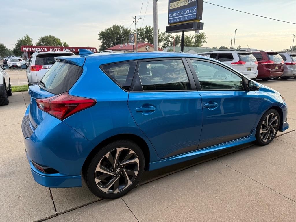 Scion iM 5dr HB CVT (Natl) 2016