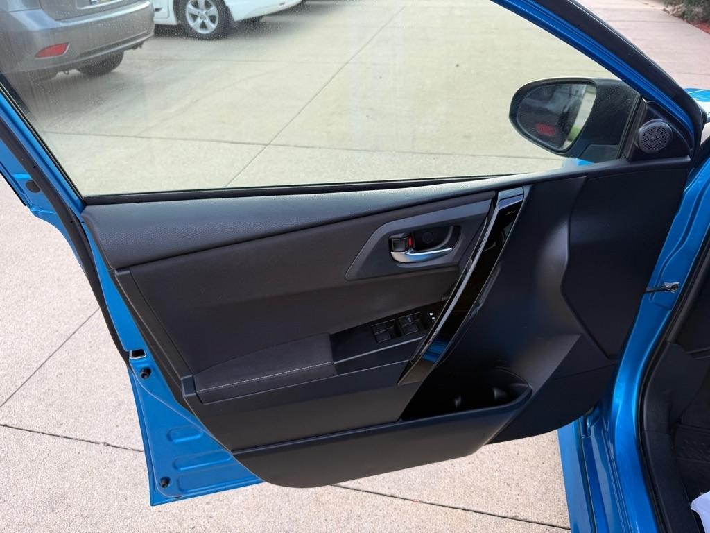 Scion iM 5dr HB CVT (Natl) 2016