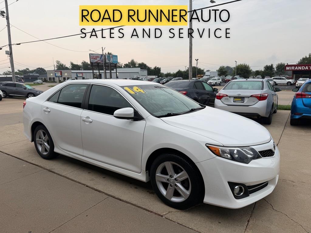 2014 Toyota Camry SE