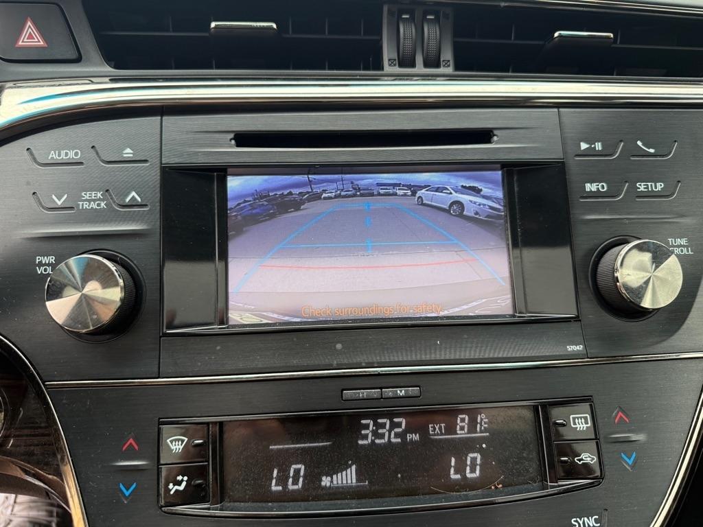 Toyota Avalon XLE Premium (Natl) 2013