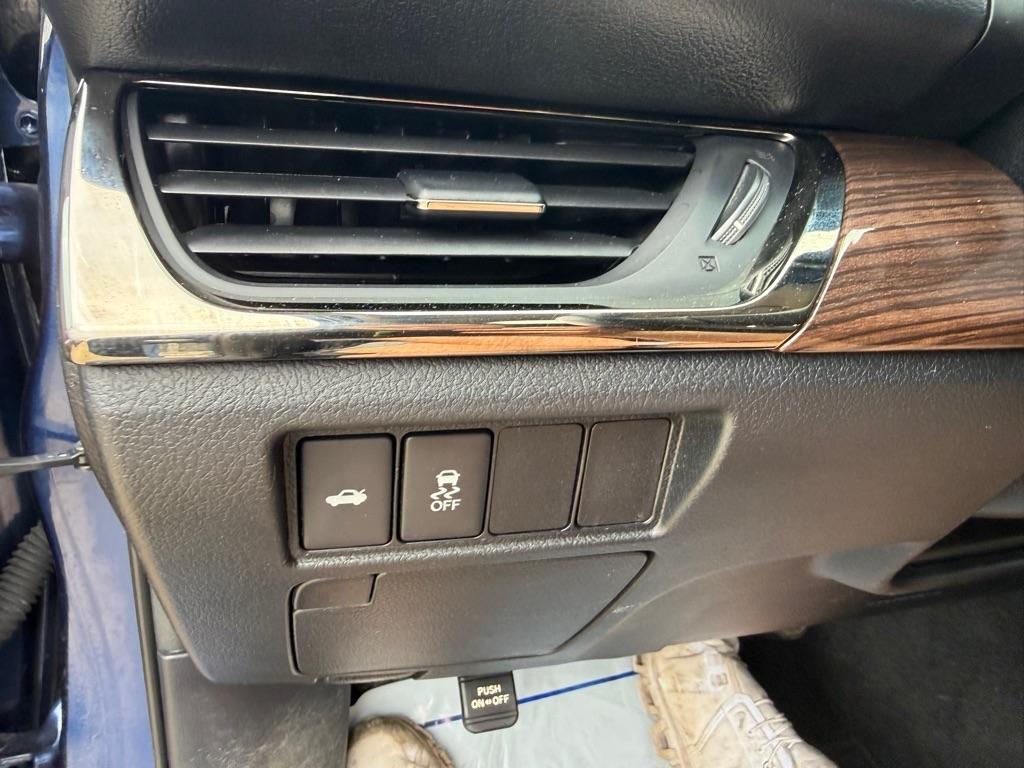 Toyota Avalon XLE Premium (Natl) 2013