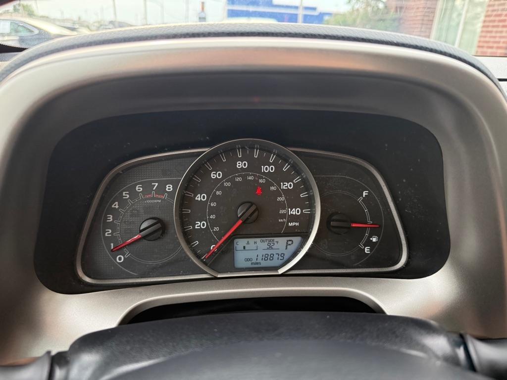 Toyota RAV4 XLE AWD 2013