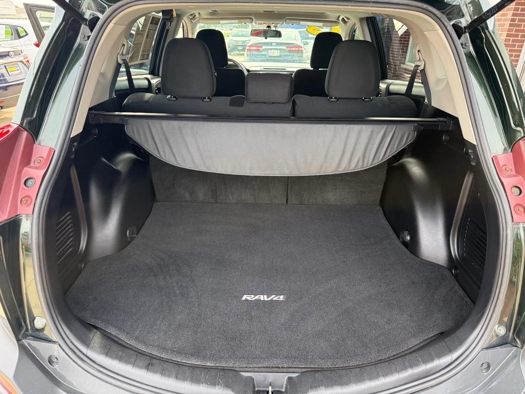 Toyota RAV4 XLE AWD 2013
