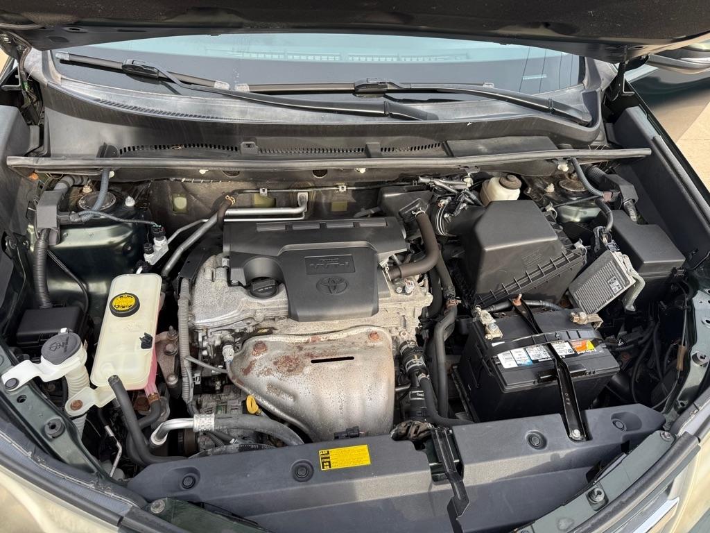 Toyota RAV4 XLE AWD 2013
