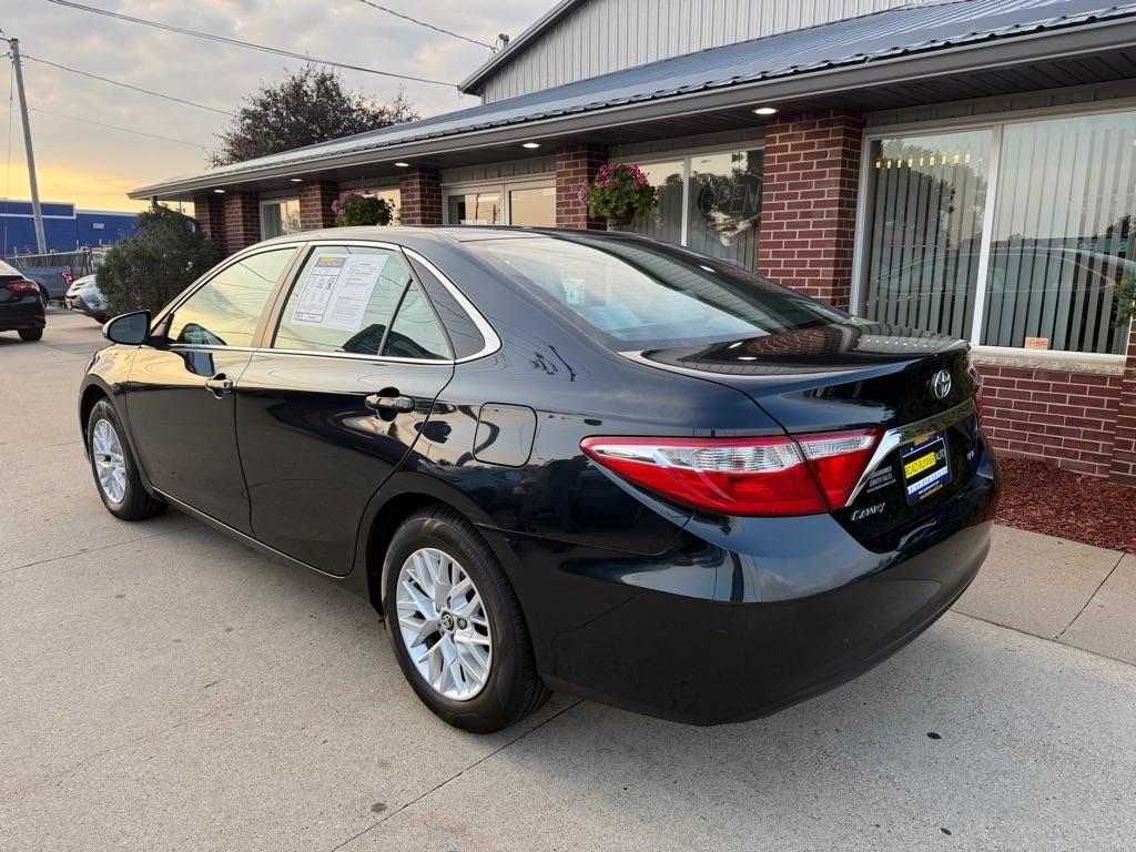 Toyota Camry LE 2017