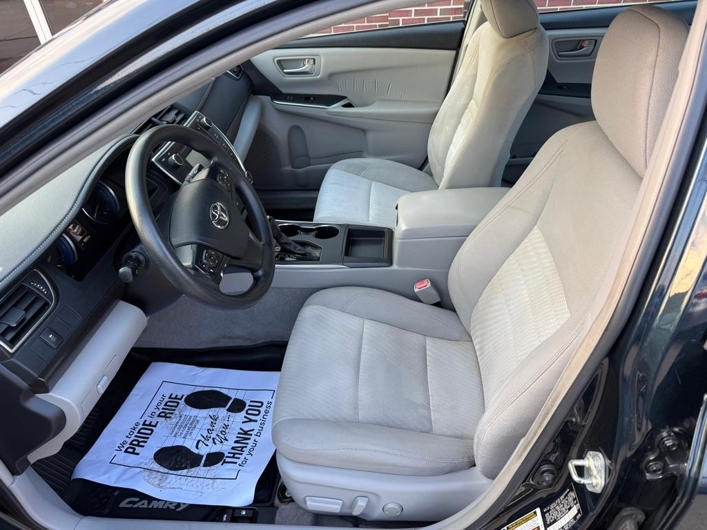 Toyota Camry LE 2017