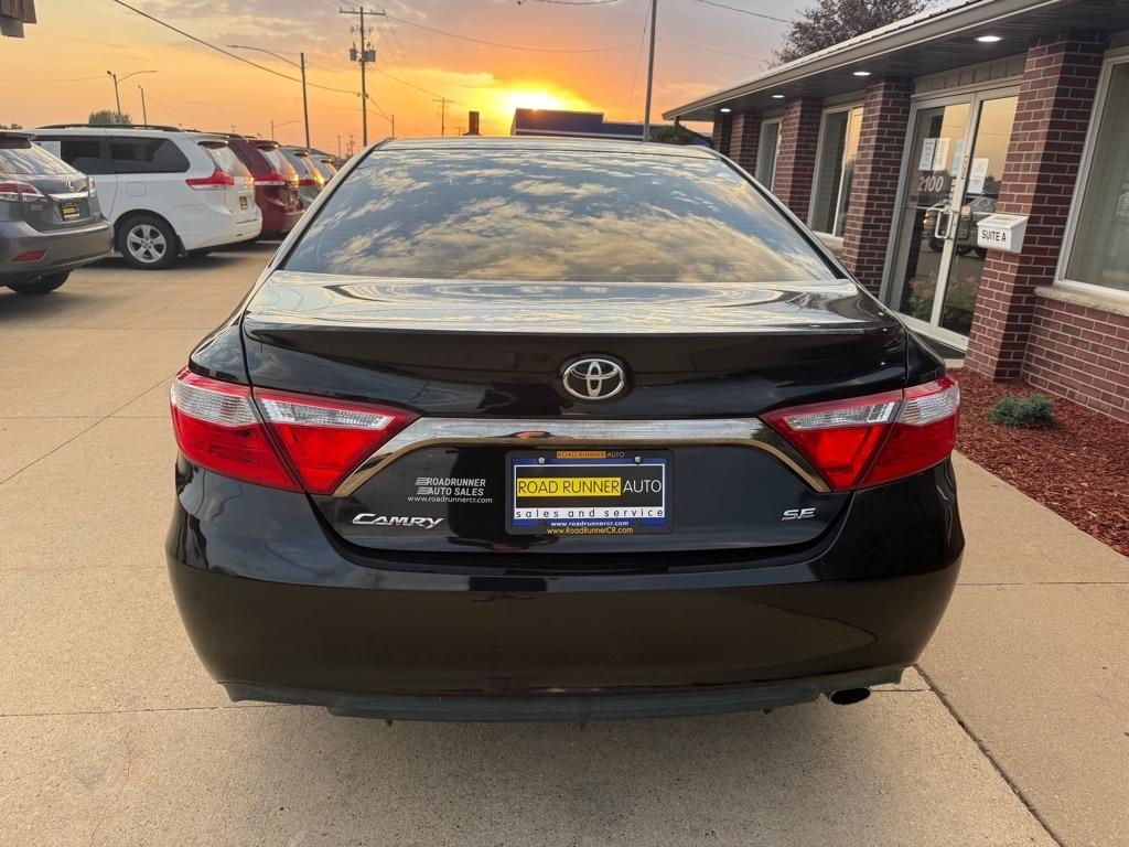 Toyota Camry SE 4D Sedan 2016