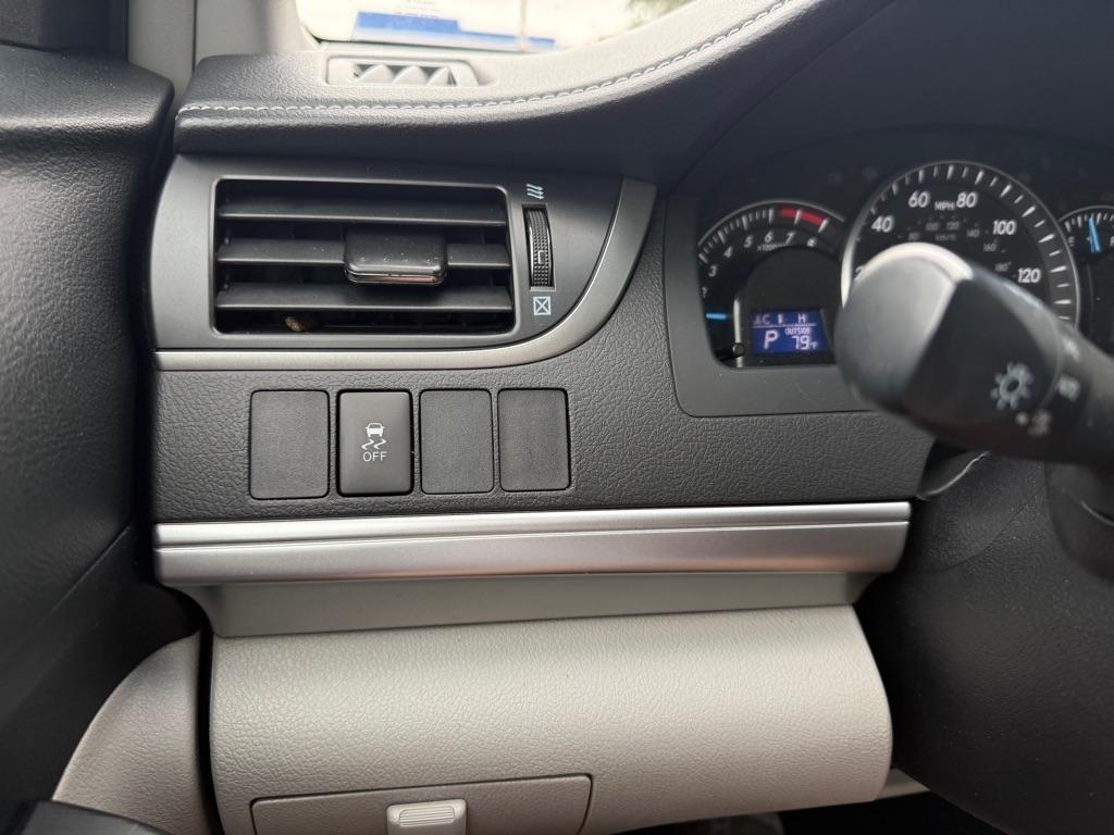 Toyota Camry LE 2013